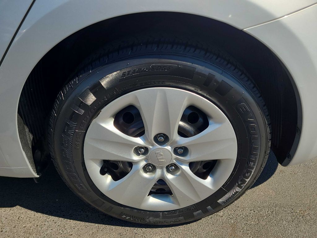 2015 Kia Forte Image 26