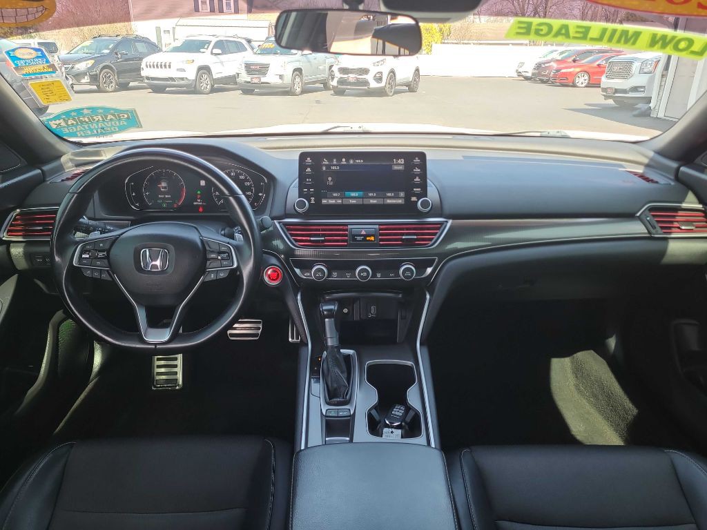 2018 Honda Accord Image 15