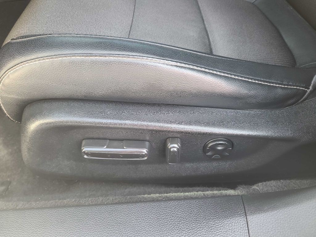 2018 Honda Accord Image 30