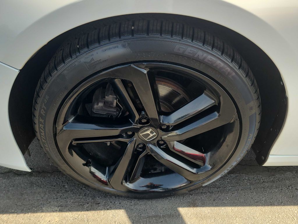 2018 Honda Accord Image 33