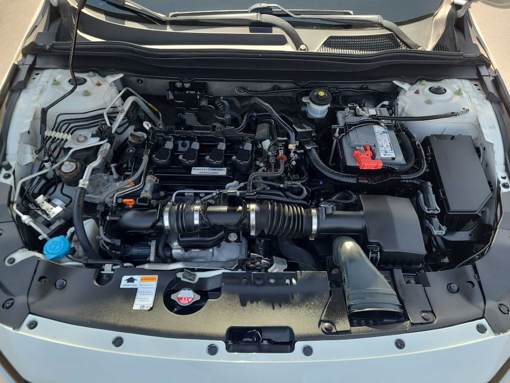 2018 Honda Accord Image 38