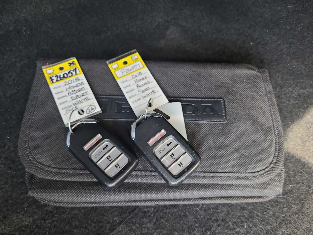 2018 Honda Accord Image 40