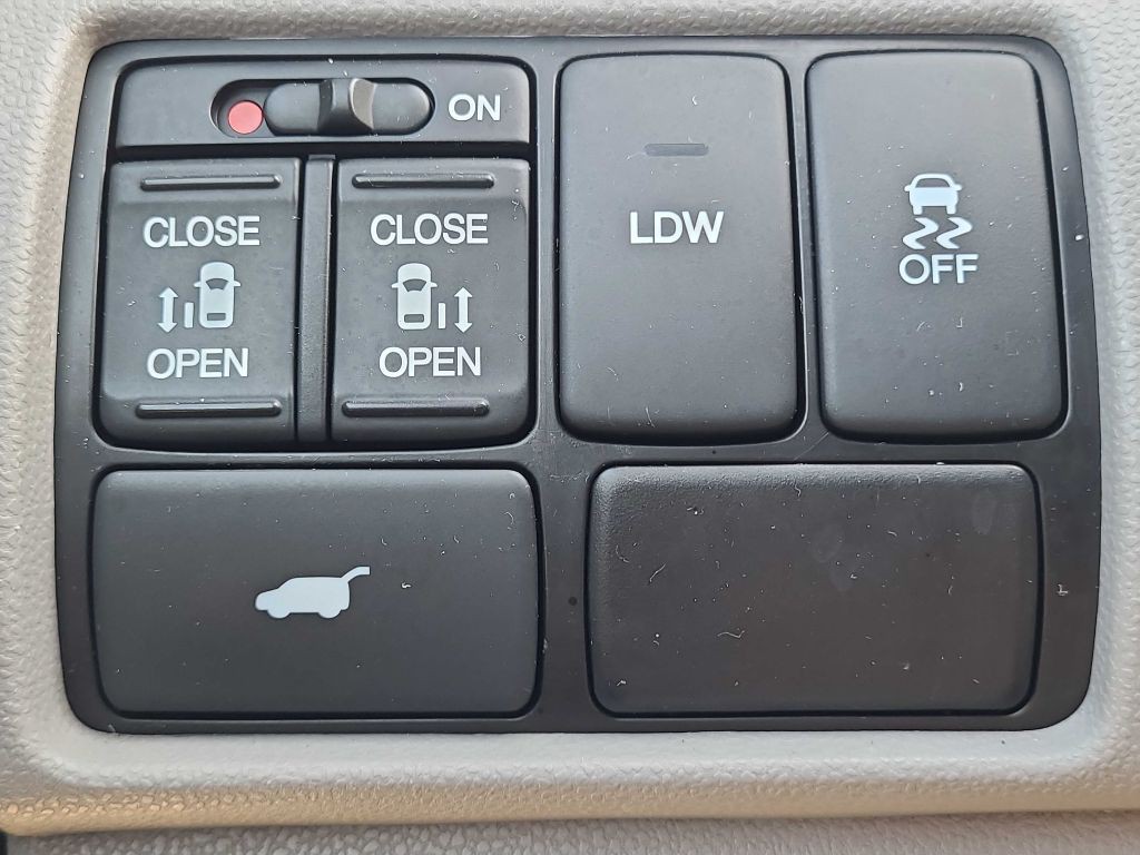 2016 Honda Odyssey Image 21