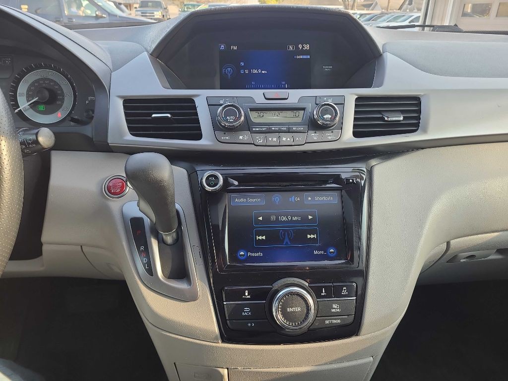 2016 Honda Odyssey Image 25