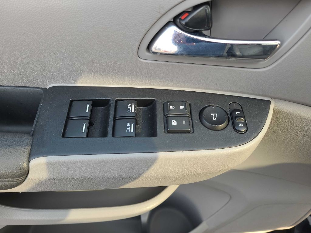 2016 Honda Odyssey Image 31