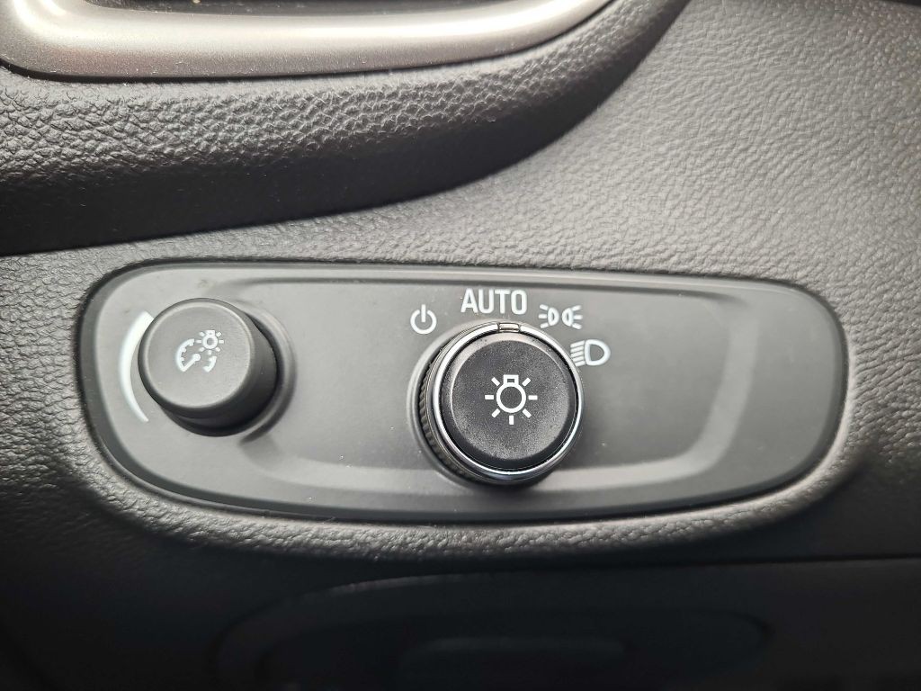 2019 Chevrolet Trax Image 18