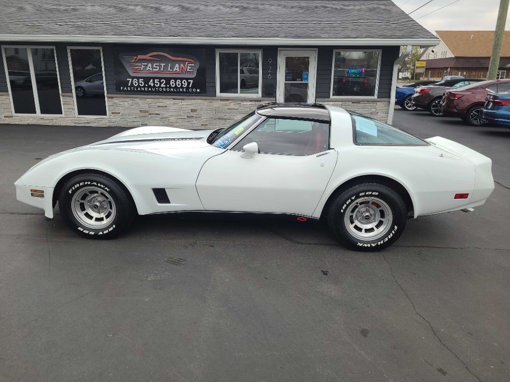 1981 Chevrolet Corvette Image 2