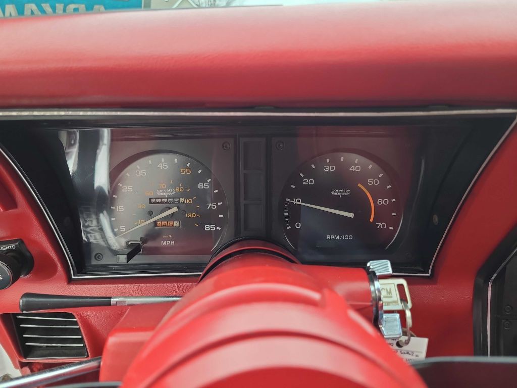 1981 Chevrolet Corvette Image 14