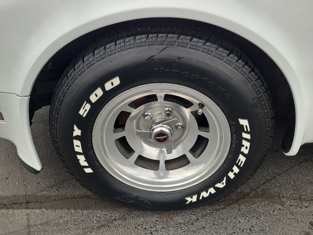 1981 Chevrolet Corvette Image 18