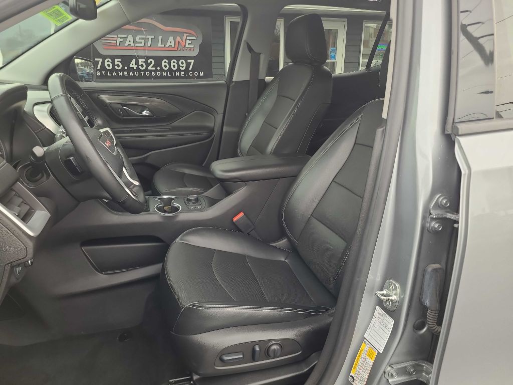 2023 GMC Terrain Image 10
