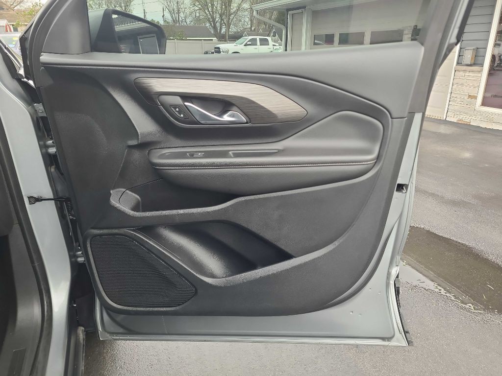 2023 GMC Terrain Image 35