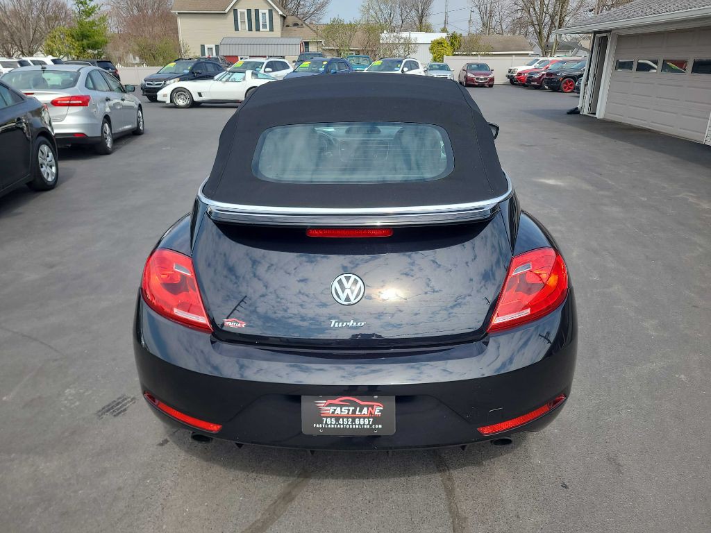 2014 Volkswagen Beetle Image 12