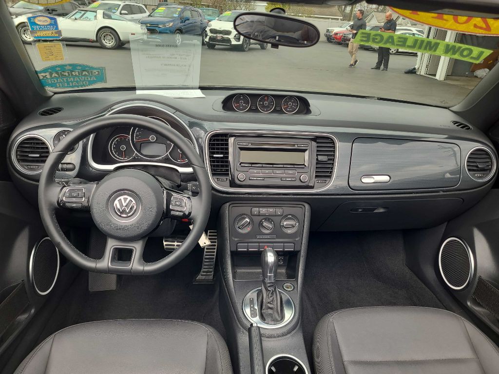 2014 Volkswagen Beetle Image 21
