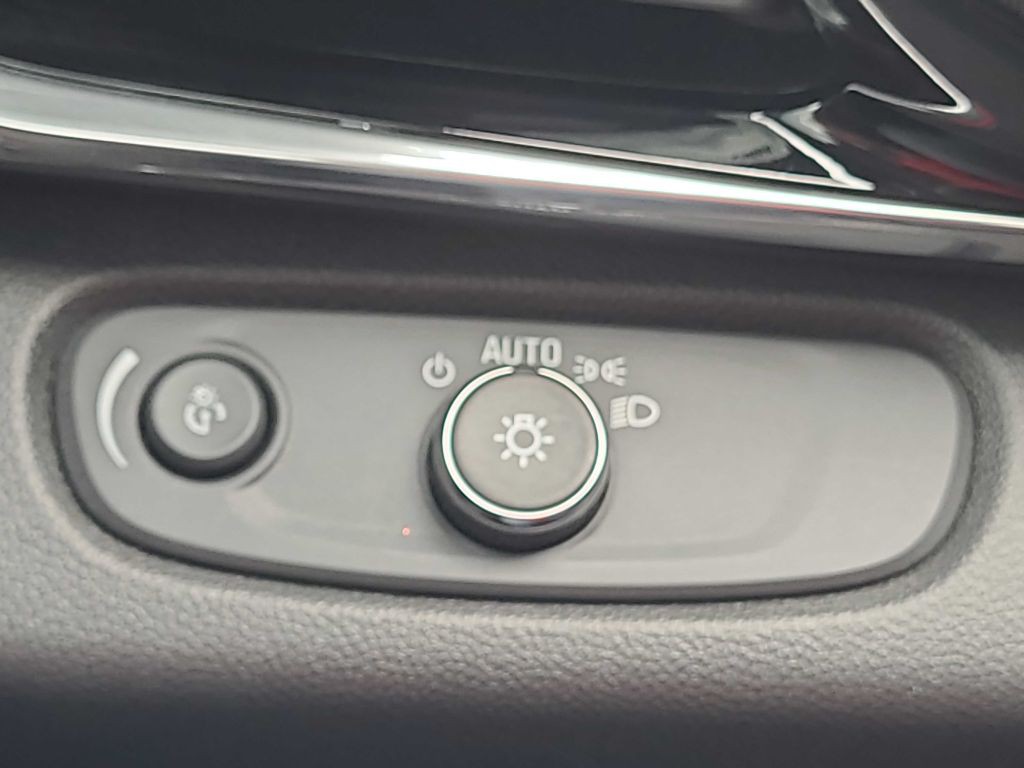 2024 Buick Envista Image 20