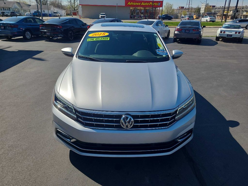2018 Volkswagen Passat Image 8