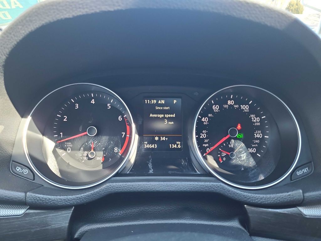 2018 Volkswagen Passat Image 19