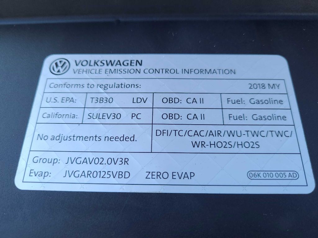 2018 Volkswagen Passat Image 41