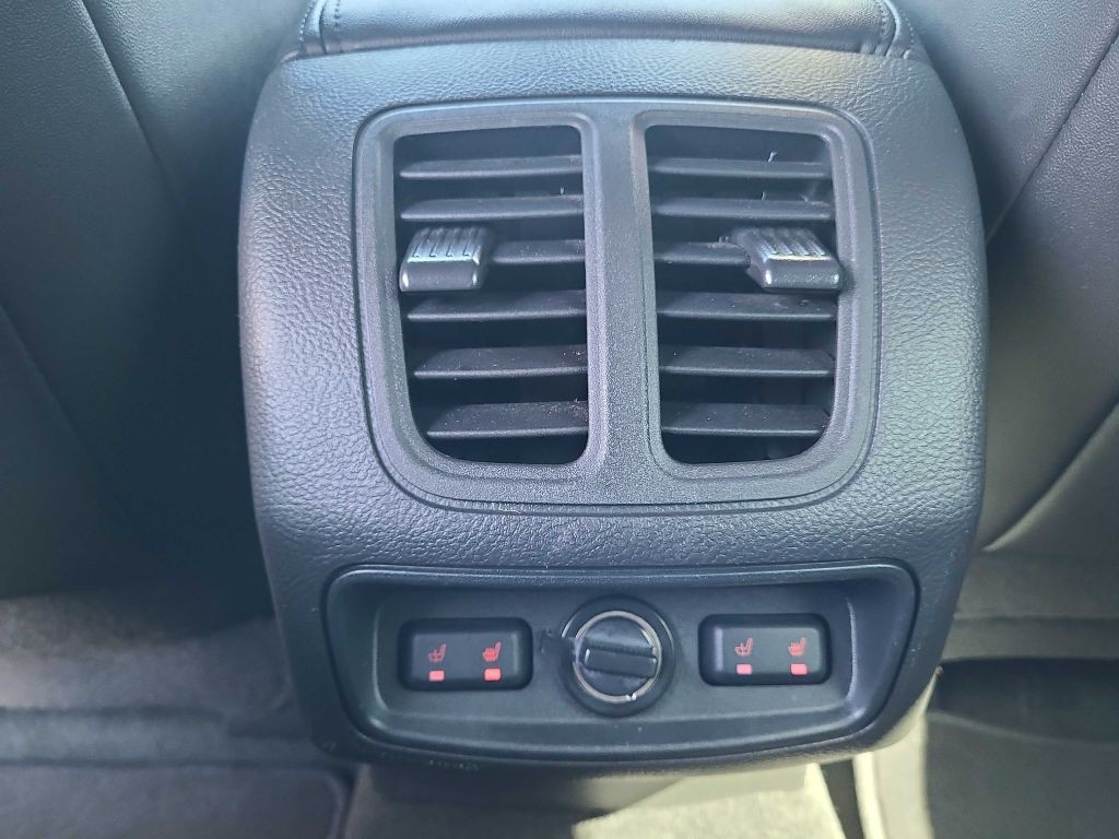 2016 Ford Taurus Image 14