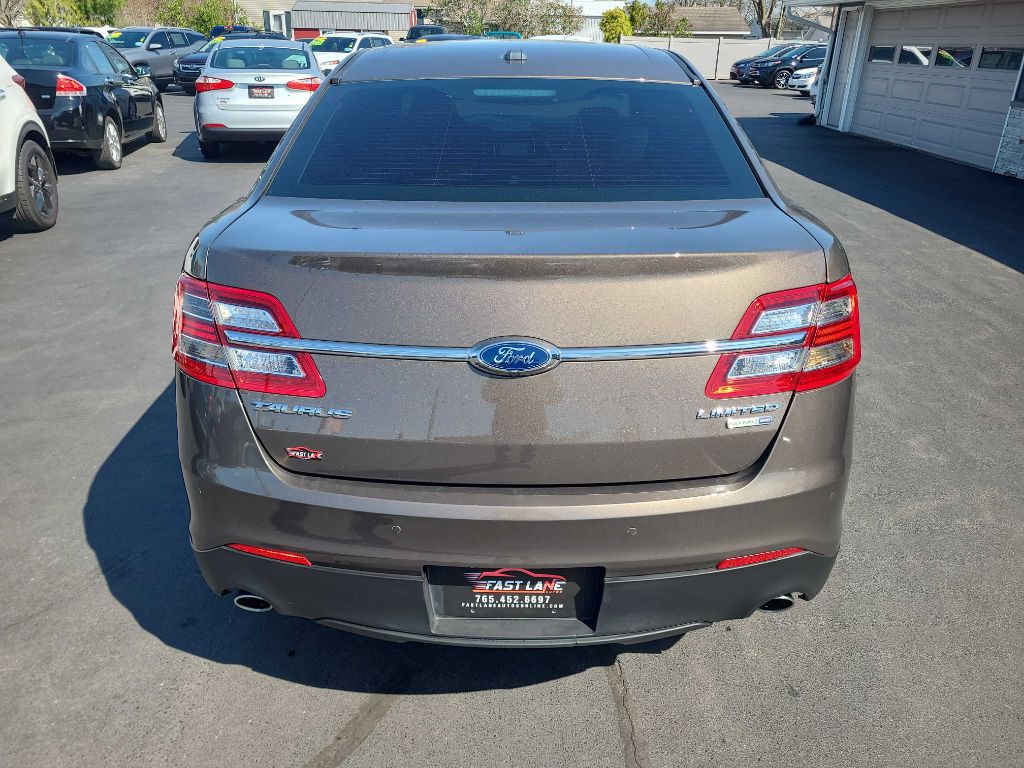 2016 Ford Taurus Image 4