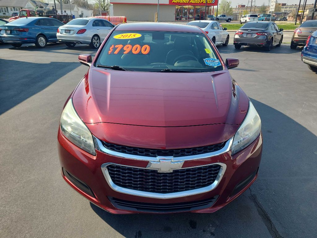 2015 Chevrolet Malibu Image 8