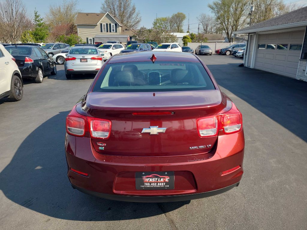 2015 Chevrolet Malibu Image 4