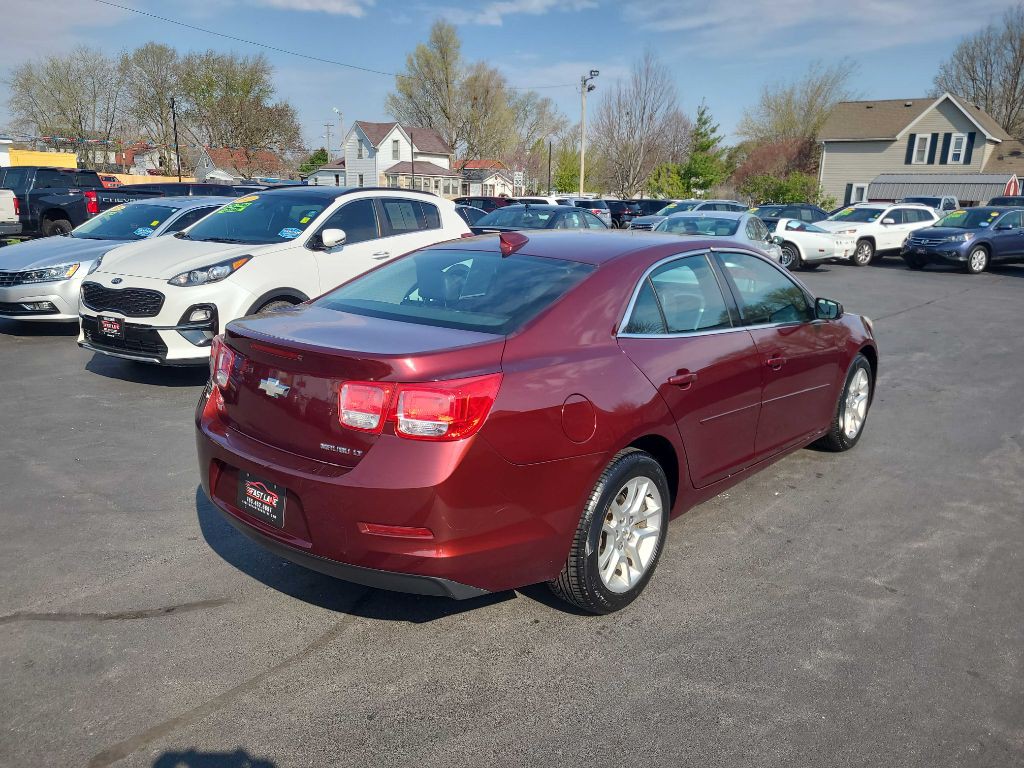 2015 Chevrolet Malibu Image 5