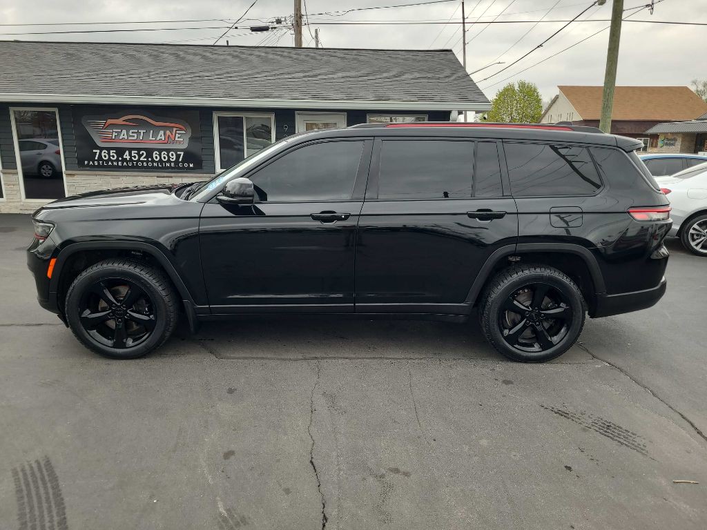 2022 Jeep Grand Cherokee Image 2