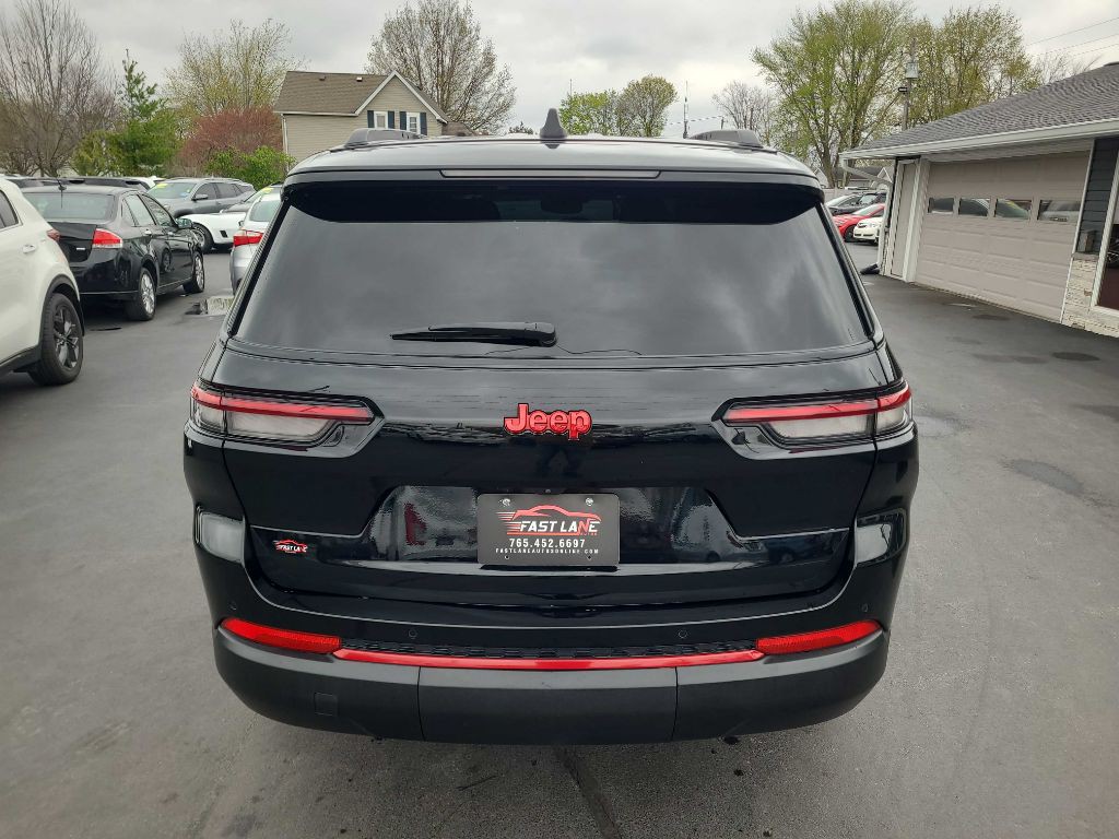 2022 Jeep Grand Cherokee Image 4
