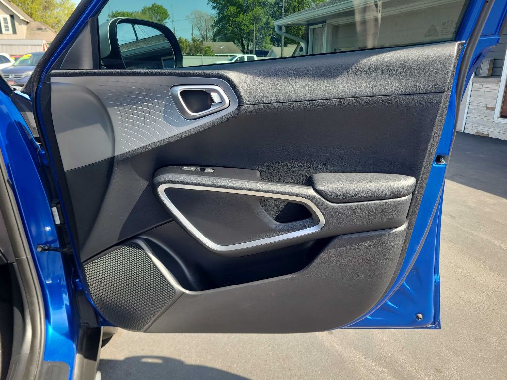 2020 Kia Soul Image 29