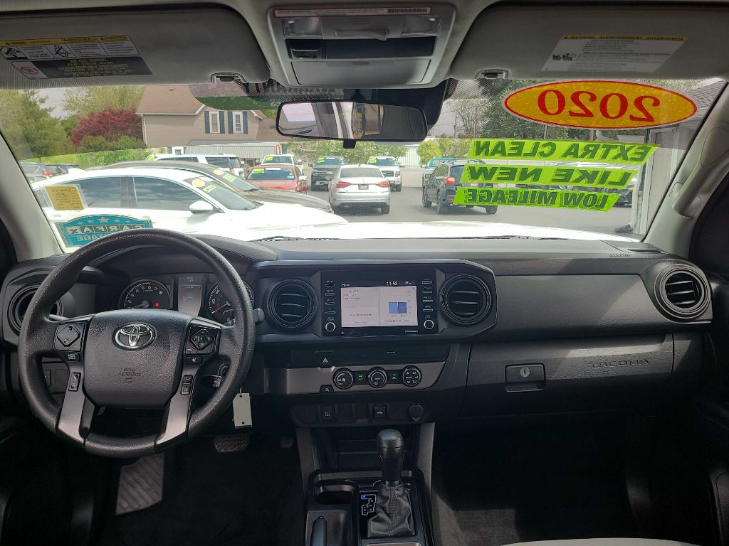 2020 Toyota Tacoma Image 16