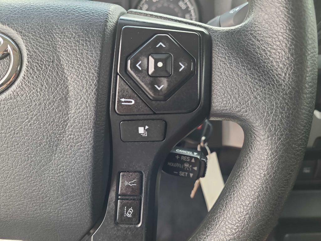 2020 Toyota Tacoma Image 20