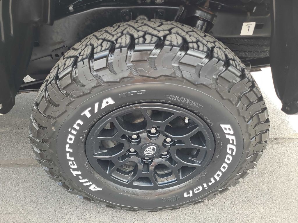 2020 Toyota Tacoma Image 29