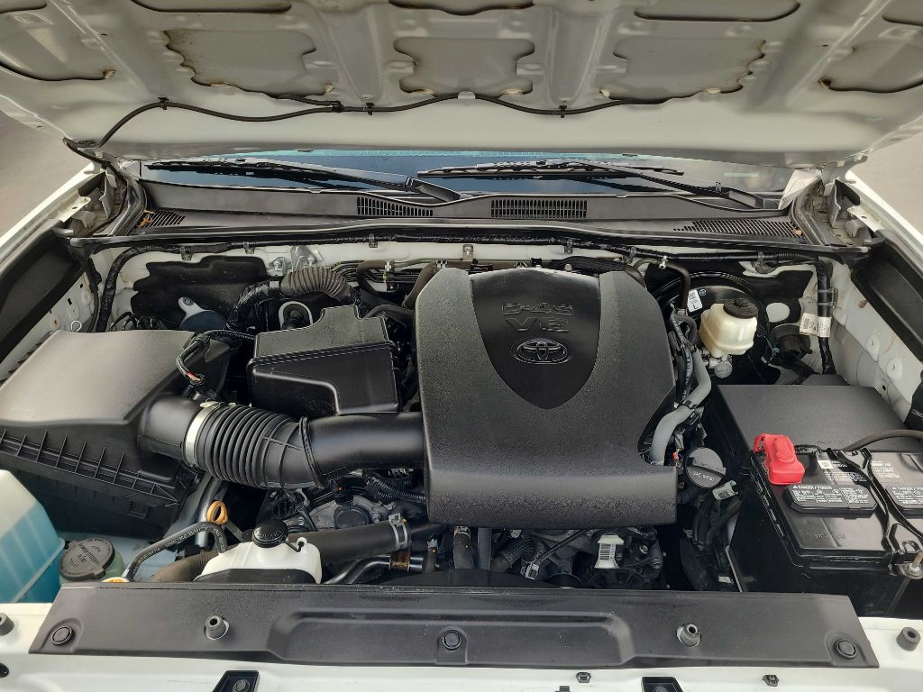 2020 Toyota Tacoma Image 33