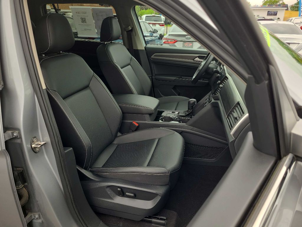 2021 Volkswagen Atlas Image 12