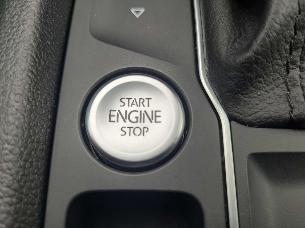 2021 Volkswagen Atlas Image 31