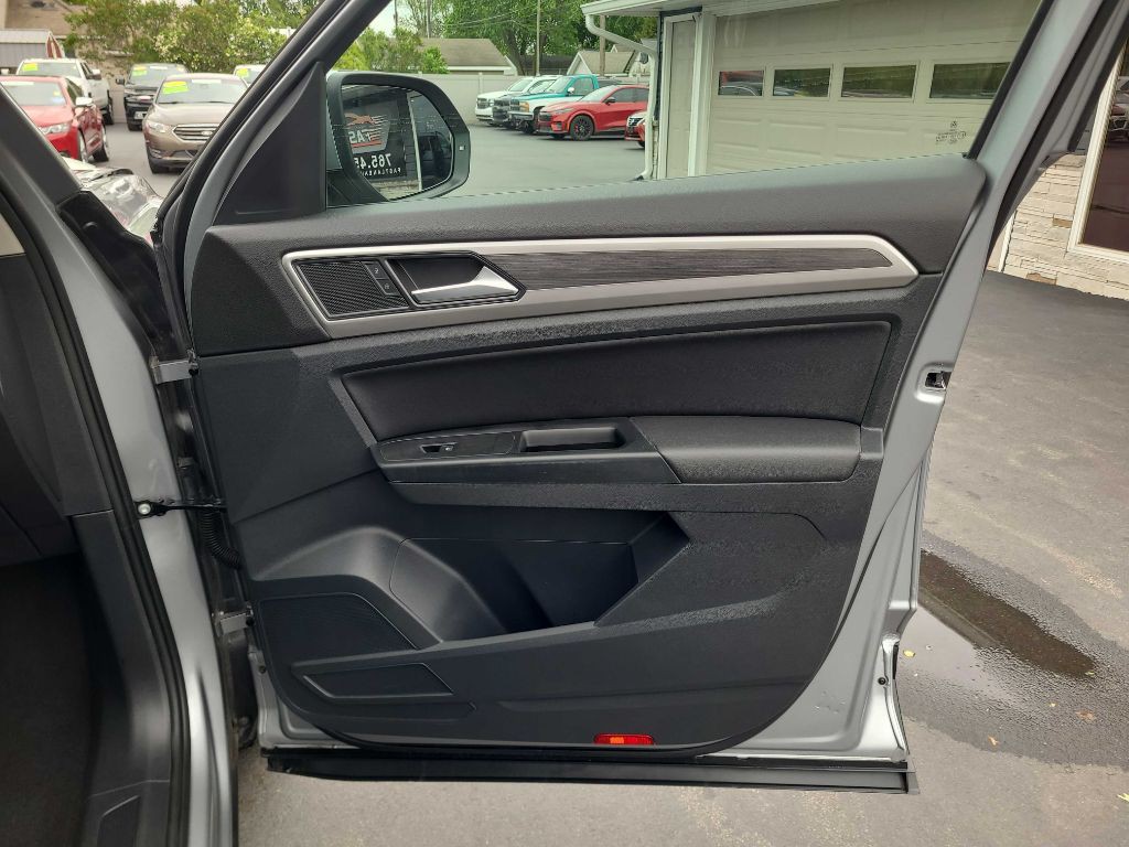 2021 Volkswagen Atlas Image 39
