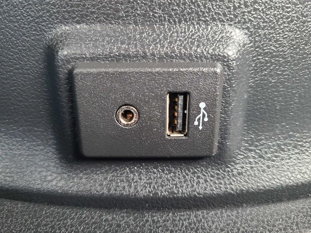 2017 Nissan Versa Image 22
