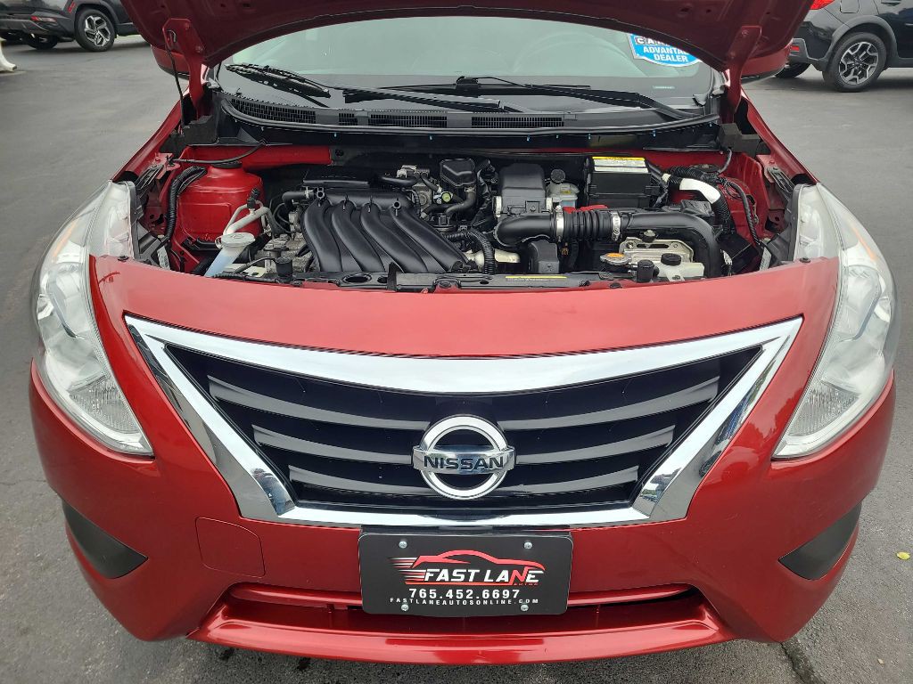 2017 Nissan Versa Image 28