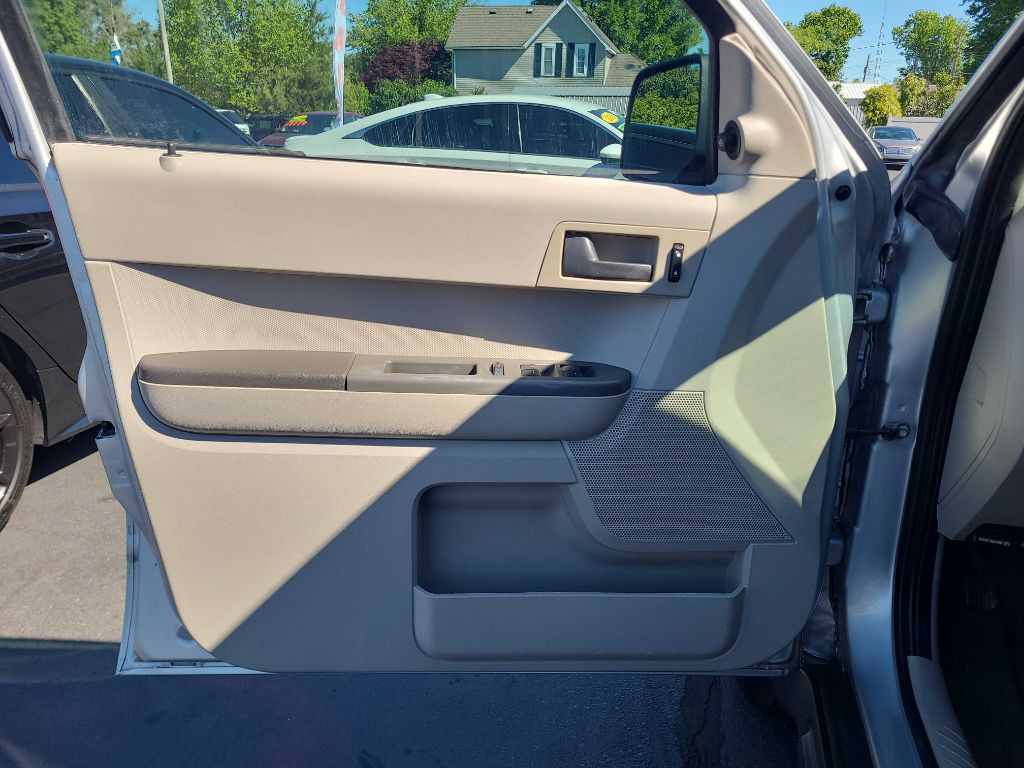 2008 Ford Escape Image 21