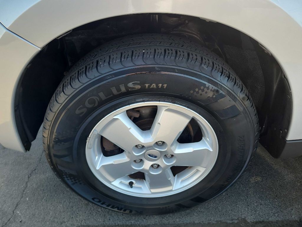 2008 Ford Escape Image 25