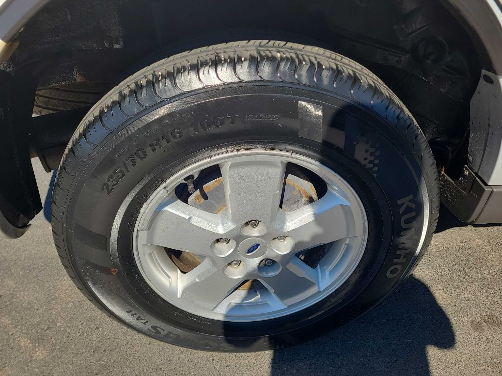 2008 Ford Escape Image 27