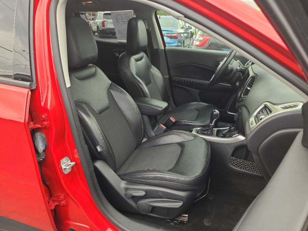 2018 Jeep Compass Image 12