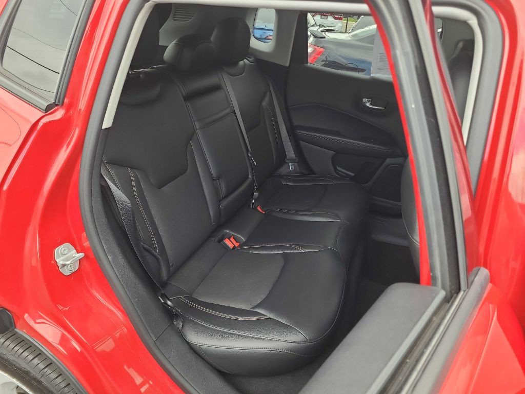 2018 Jeep Compass Image 14