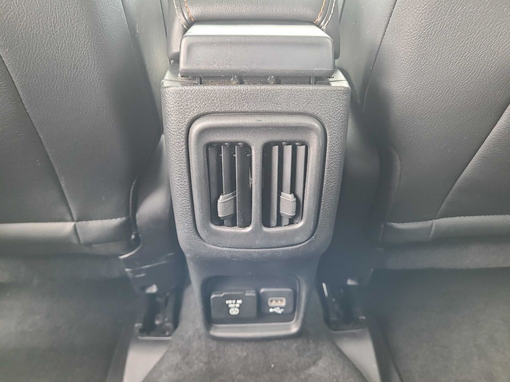 2018 Jeep Compass Image 16
