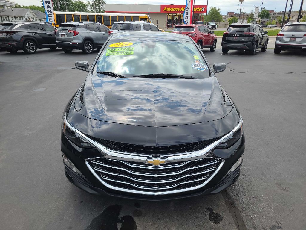 2024 Chevrolet Malibu Image 8