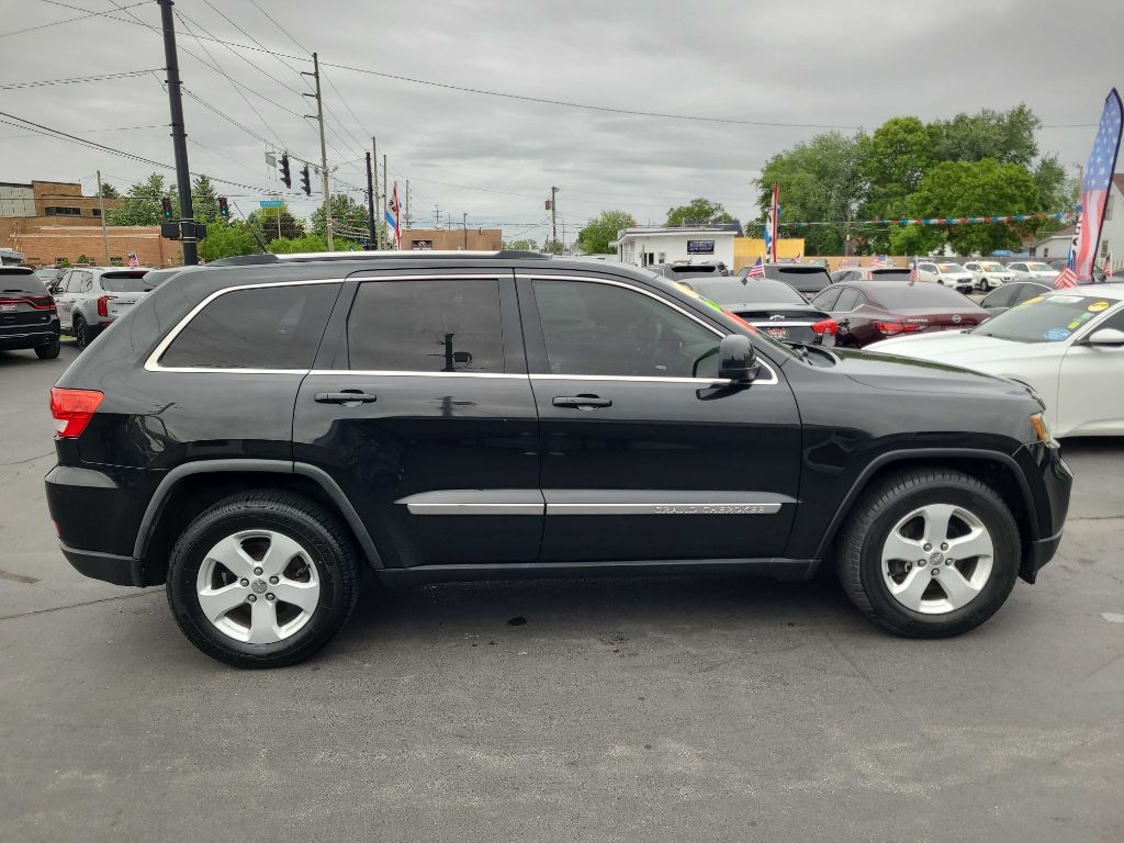 2011 Jeep Grand Cherokee Image 6
