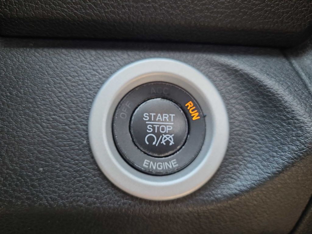 2014 RAM 1500 Image 24
