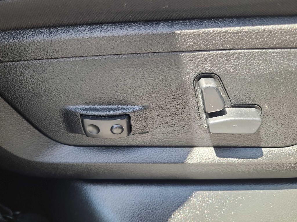 2014 RAM 1500 Image 32