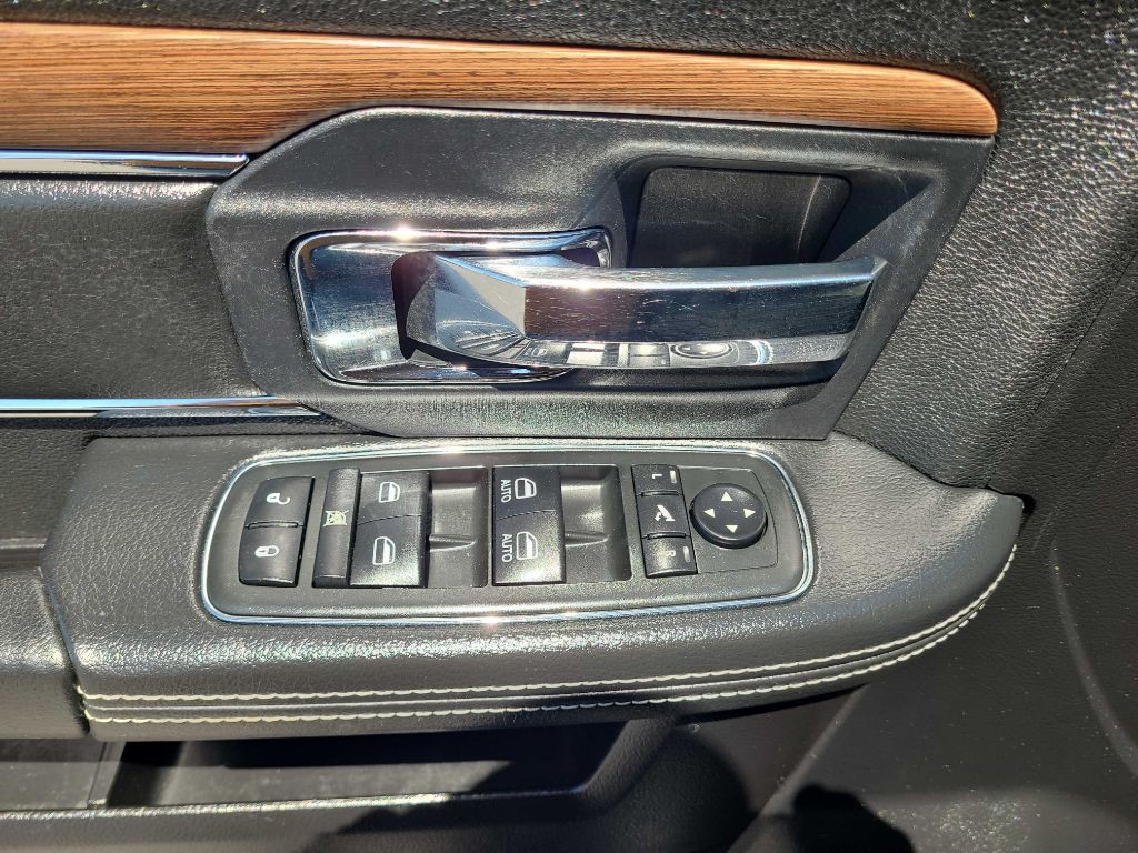 2014 RAM 1500 Image 33