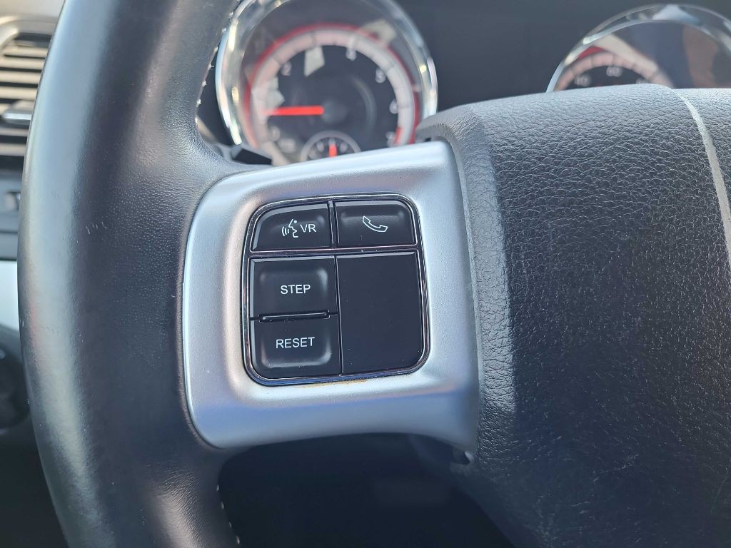 2015 Dodge Grand Caravan Image 19